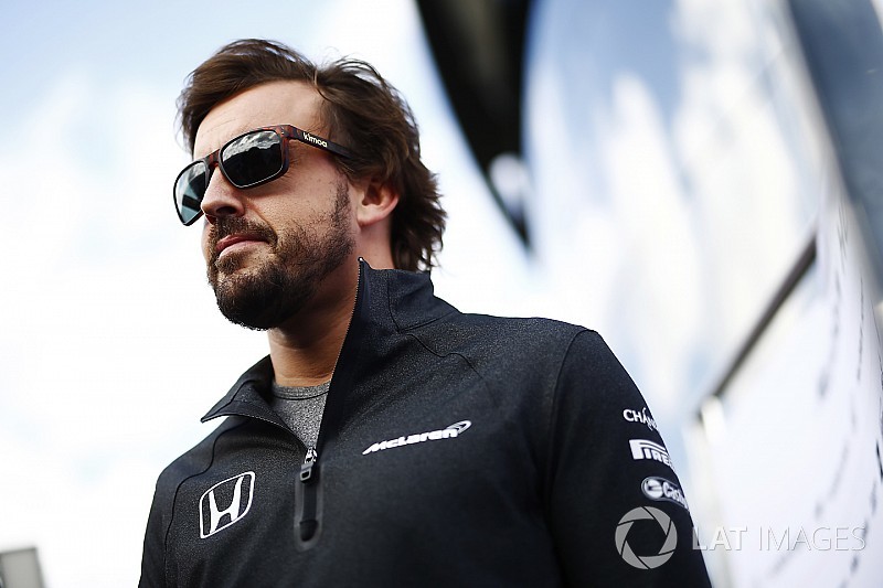 McLaren, son görüşmenin ardından Alonso'nun F1'de kalmasını bekliyor