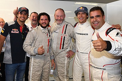 Astros de Game Of Thrones pegam carona em um F1 na Itália