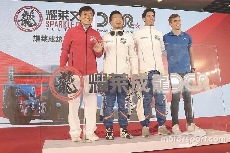 成龙挥旗WEC上海站,中国队35号车亮相LMP2组