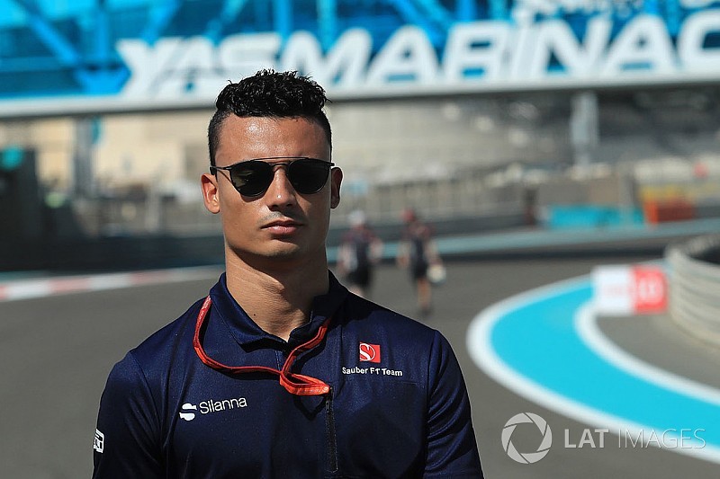 Wehrlein, Russell to serve as Mercedes F1 reserves in 2018