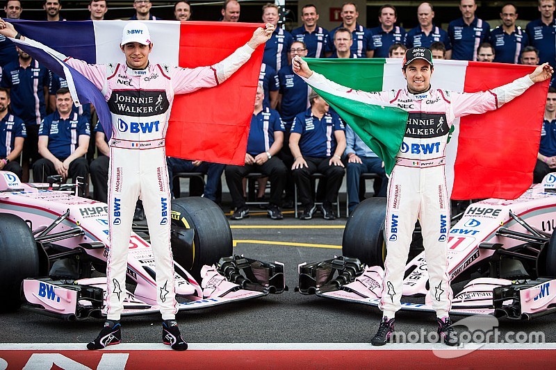 Officieel: Force India lanceert VJM11 in pitstraat Barcelona