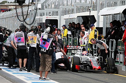 Grosjean y Haryanto chocan en Melbourne
