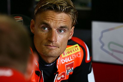Davies: "Estuve a punto de sufrir un ‘high side’ en la vuelta de formación"