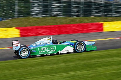 Mick Schumacher akan tampil pada demo Benetton F1 di Spa