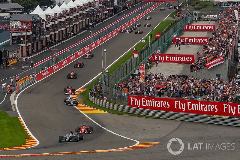Futbol takımı patronu, F1 taraftarlarının neden spora sırt döndüğünü açıkladı