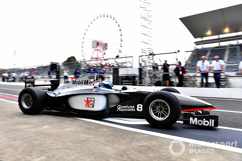 Häkkinen a repris le volant de la McLaren MP4/13