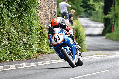 Dutch rider Van den Hoek killed in TT crash