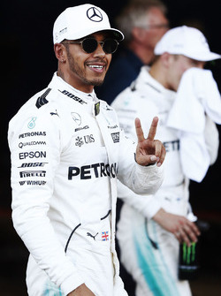 Pole: Lewis Hamilton, Mercedes AMG F1 ve Valtteri Bottas, Mercedes AMG F1