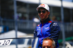 Pierre Gasly, Toro Rosso, on the drivers' parade