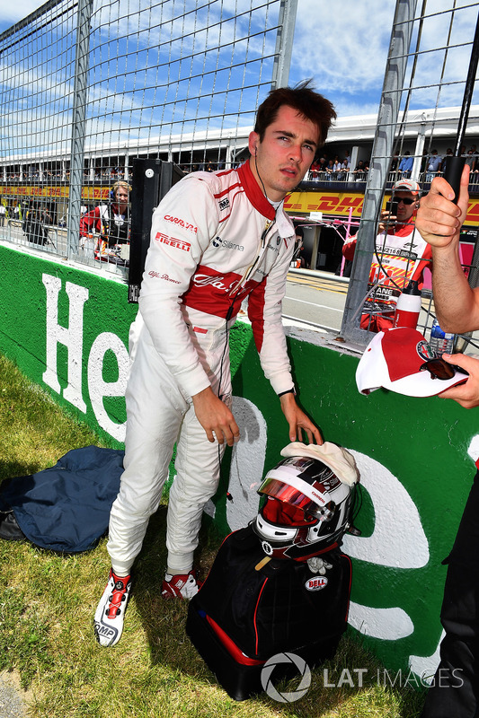 Charles Leclerc, Sauber on the grid