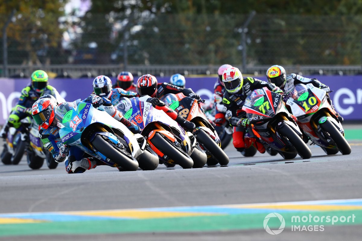 Aksi para pembalap MotoE di Le Mans, Prancis pada 2020