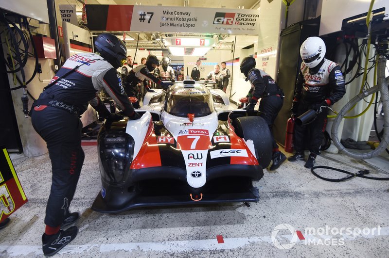 #7 Toyota Gazoo Racing Toyota TS050: Mike Conway, Kamui Kobayashi, Jose Maria Lopez après son crash