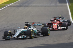 Lewis Hamilton, Mercedes AMG F1 W08, Sebastian Vettel, Ferrari SF70H, Valtteri Bottas, Mercedes AMG F1 W08