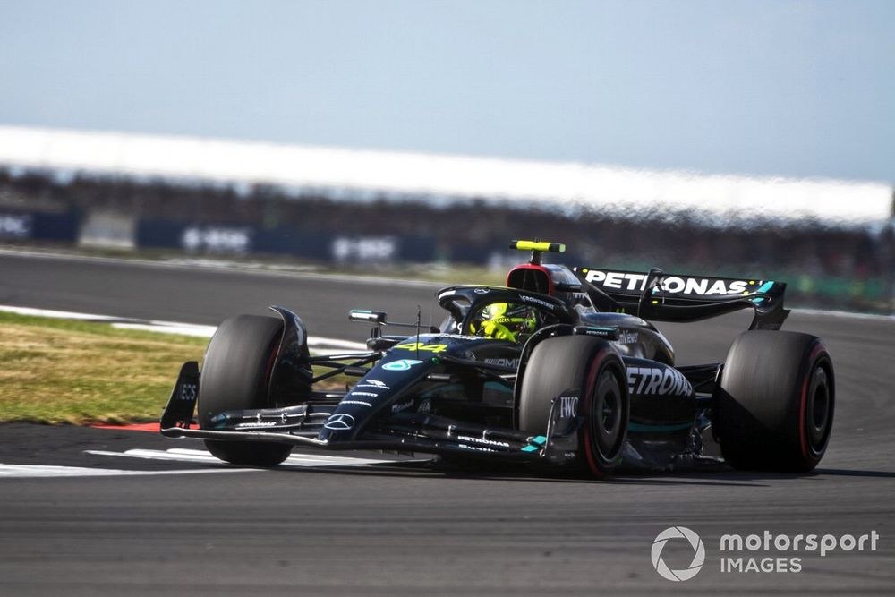 Lewis Hamilton, Mercedes F1 W14