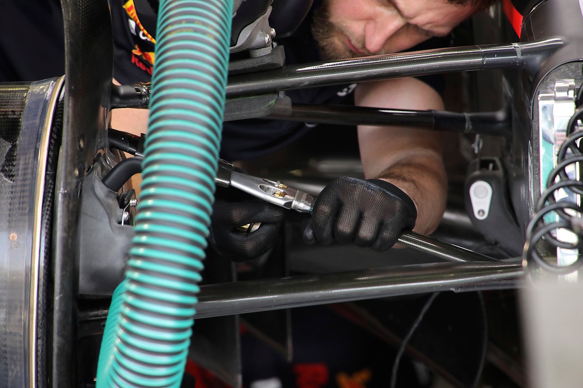 Suspensión delantera del Red Bull Racing RB18