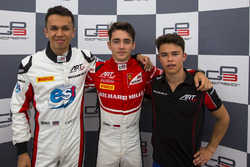 Polesitter Charles Leclerc, ART Grand Prix, tweede Alexander Albon, ART Grand Prix, derde Nyck De Vr