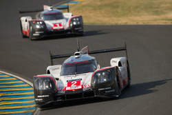 #2 Porsche Team, Porsche 919 Hybrid: Timo Bernhard, Earl Bamber, Brendon Hartley; #1 Porsche Team, P