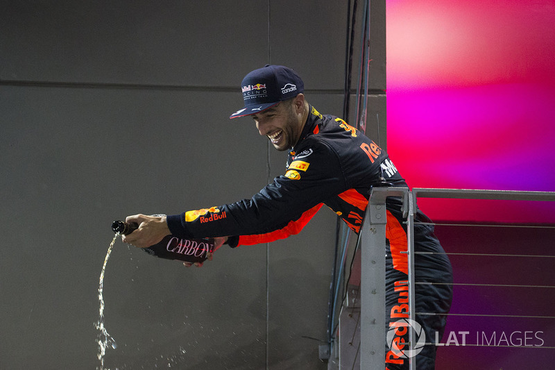 Podium: second place Daniel Ricciardo, Red Bull Racing