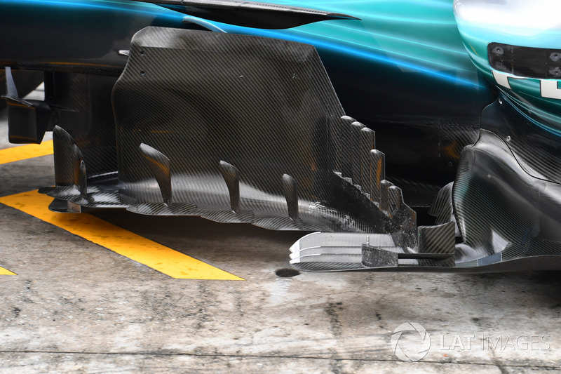 Mercedes-Benz F1 W08 barge board detay