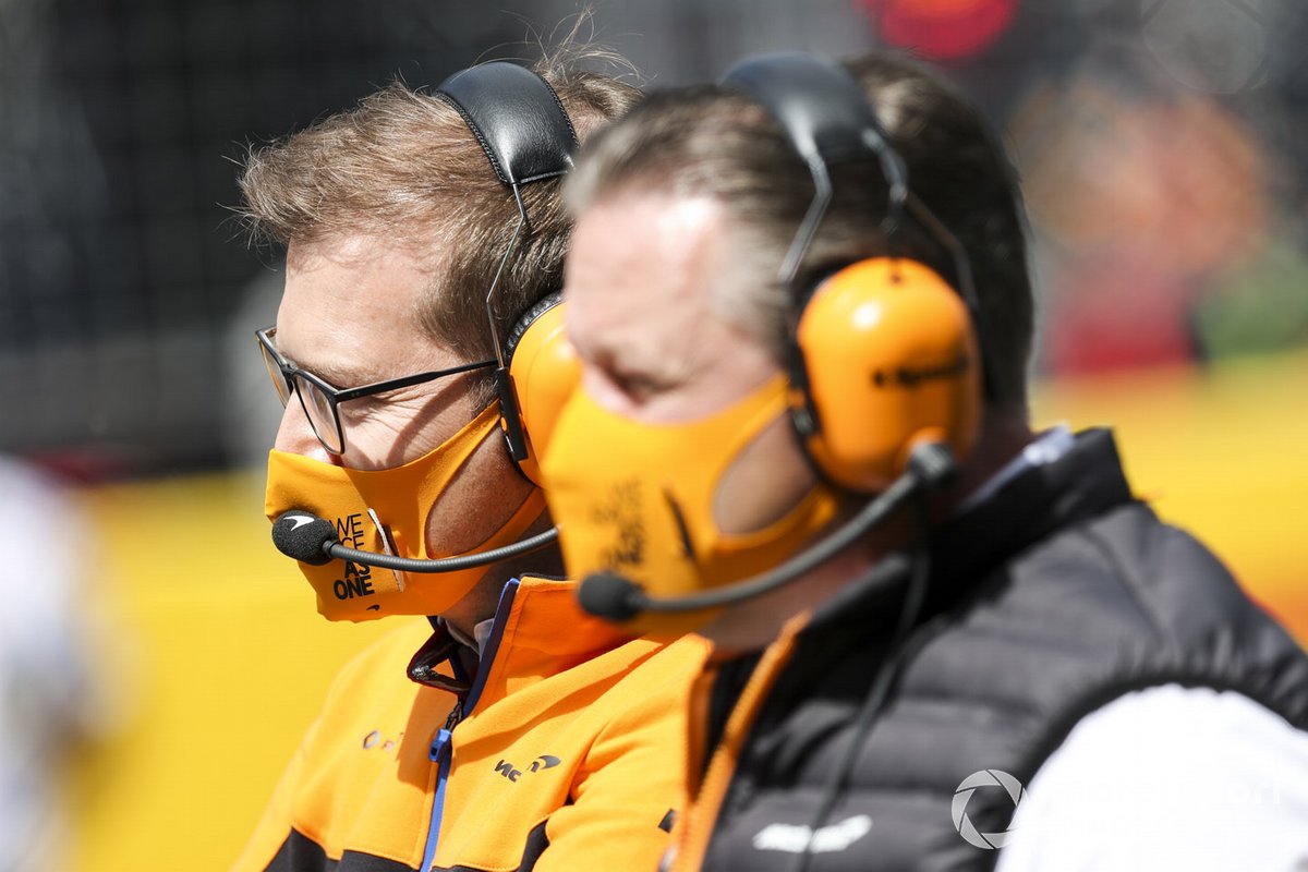 Andreas Seidl, Principal McLaren, dan Zak Brown, Direktur Eksekutif McLaren