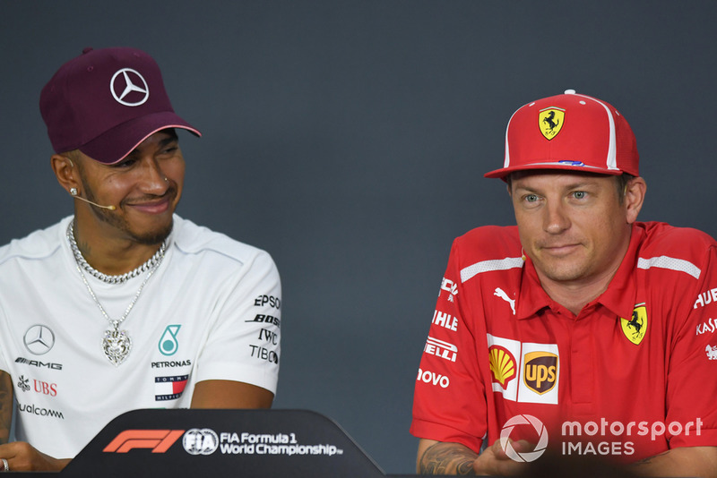 Lewis Hamilton, Mercedes AMG F1 et Kimi Raikkonen, Ferrari en conférence de presse