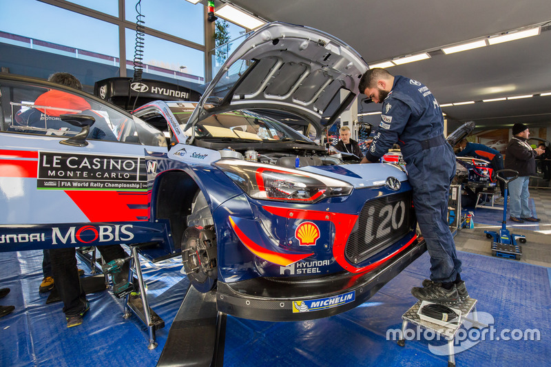 Hyundai Motorsport takım alanı