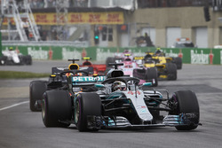 Lewis Hamilton, Mercedes AMG F1 W09, leads Daniel Ricciardo, Red Bull Racing RB14