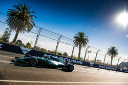 Льюіс Хемілтон, Mercedes-AMG F1 W09 EQ Power+