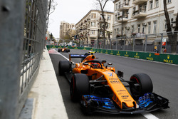 Стоффель Вандорн, Фернандо Алонсо, McLaren MCL33 Renault