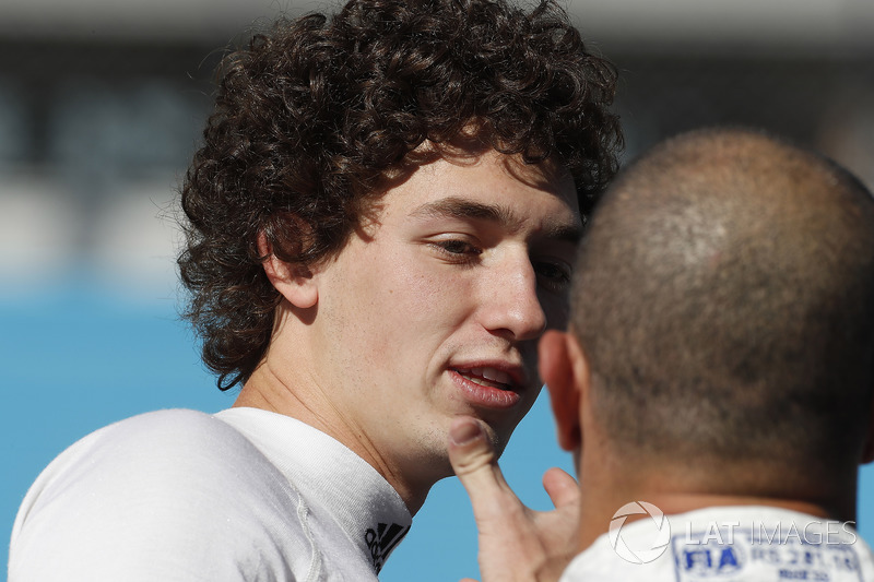 Tony Kanaan, A.J. Foyt Enterprises Chevrolet y Matheus Leist, A.J. Foyt Enterprises Chevrolet
