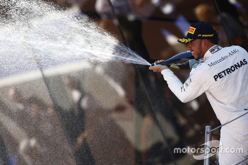 Spray