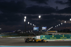 Carlos Sainz Jr., Renault Sport F1 Team RS17