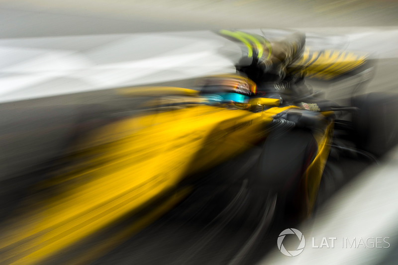 Carlos Sainz Jr., Renault Sport F1 Team RS17
