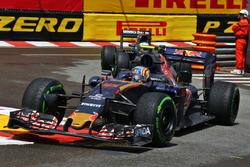 Карлос Сайнс-молодший, Scuderia Toro Rosso STR11