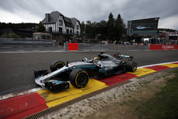 Lewis Hamilton, Mercedes-Benz F1 W08
