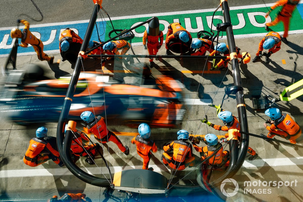 Een roulatieschema voor personeel in F1 is wenselijk, maar op dit moment nog niet haalbaar.