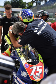 Il vincitore della classe 1000 Francesco Cocco, Yamaha