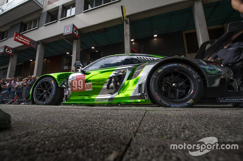 #99 Dempsey Proton Competition Porsche 911 RSR