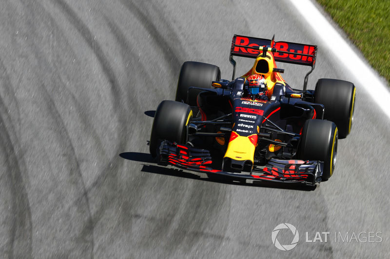 Verstappen'in 2. antremanlarda sıcakladığı anlar