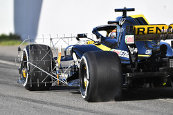 Carlos Sainz Jr., Renault Sport F1 Team R.S. 18 with aero sensor