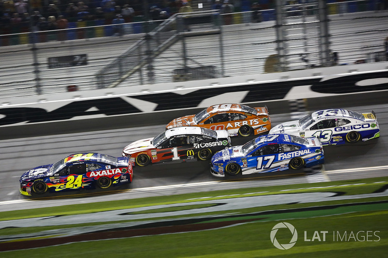 William Byron, Hendrick Motorsports,AXALTA Chevrolet Camaro, Jamie McMurray, Chip Ganassi Racing Chevrolet Camaro, Daniel Suarez, Joe Gibbs Racing Toyota, Ricky Stenhouse Jr., Roush Fenway Racing Ford Fusion, and Ty Dillon, Germain Racing Chevrolet Camaro
