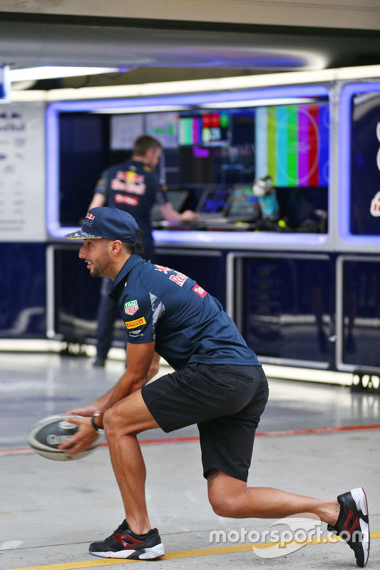 Daniel Ricciardo, Red Bull Racing with a rugby ball