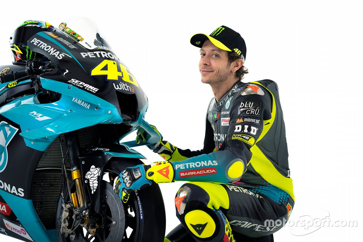 Pembalap Petronas Yamaha SRT, Valentino Rossi, percaya menunjuk Cal Crutchlow sebagai test rider adalah keputusan tepat bagi Yamaha.