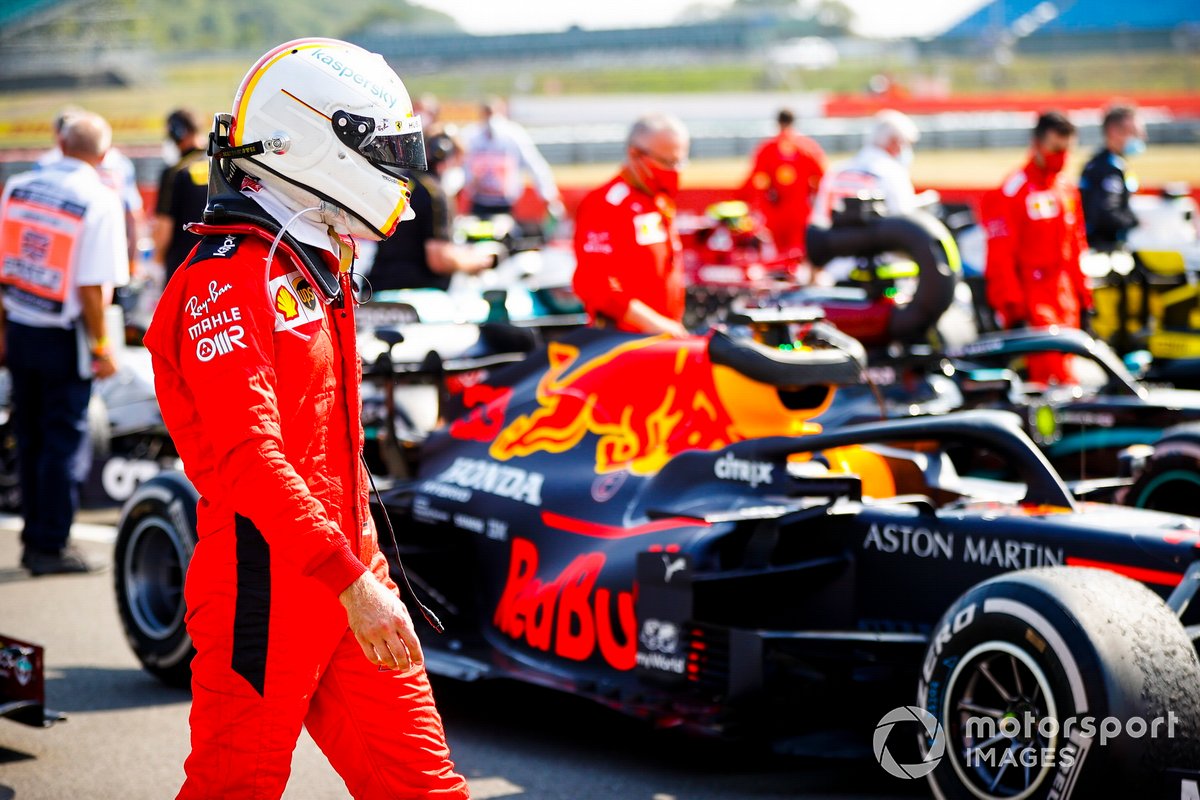 Sebastian Vettel, Ferrari in Parc Ferme looking at the car of Max Verstappen, Red Bull Racing RB16