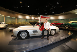 Valtteri Bottas, Mercedes AMG F1 aan het Mercedes-Benz Museum