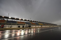 Regen am Losail International Circuit
