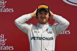 Ніко Росберг, Mercedes AMG F1 святкує другу позицію на подіумі