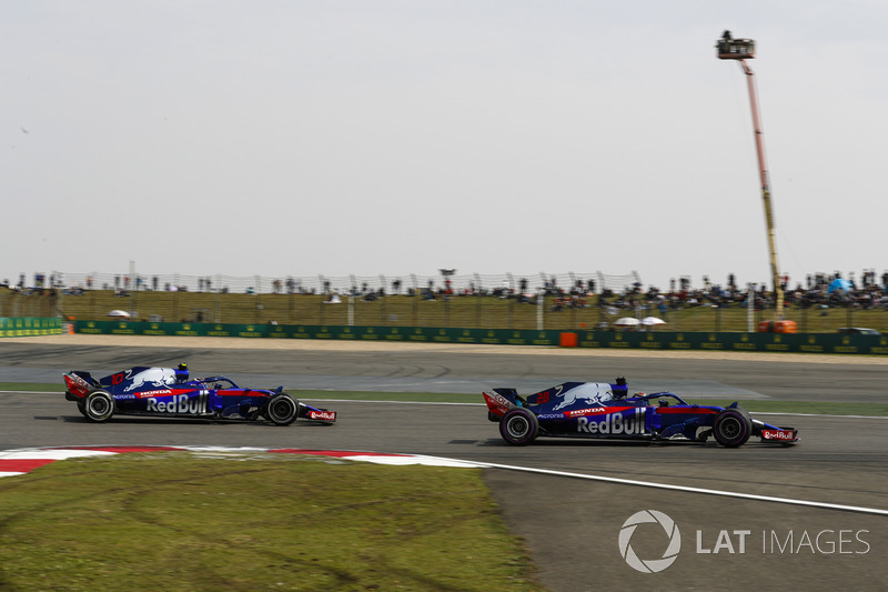 Brendon Hartley, Toro Rosso STR13, Pierre Gasly, Toro Rosso STR13