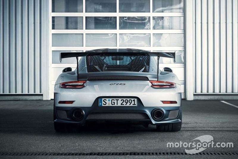 Новий Porsche 911 GT2 RS