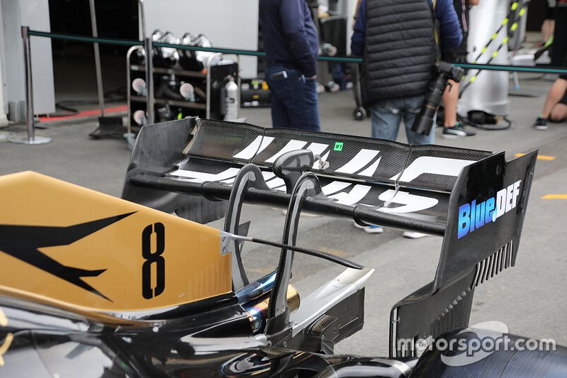 Haas VF-19: ecco l'ala posteriore più scarica e una sola T-wing